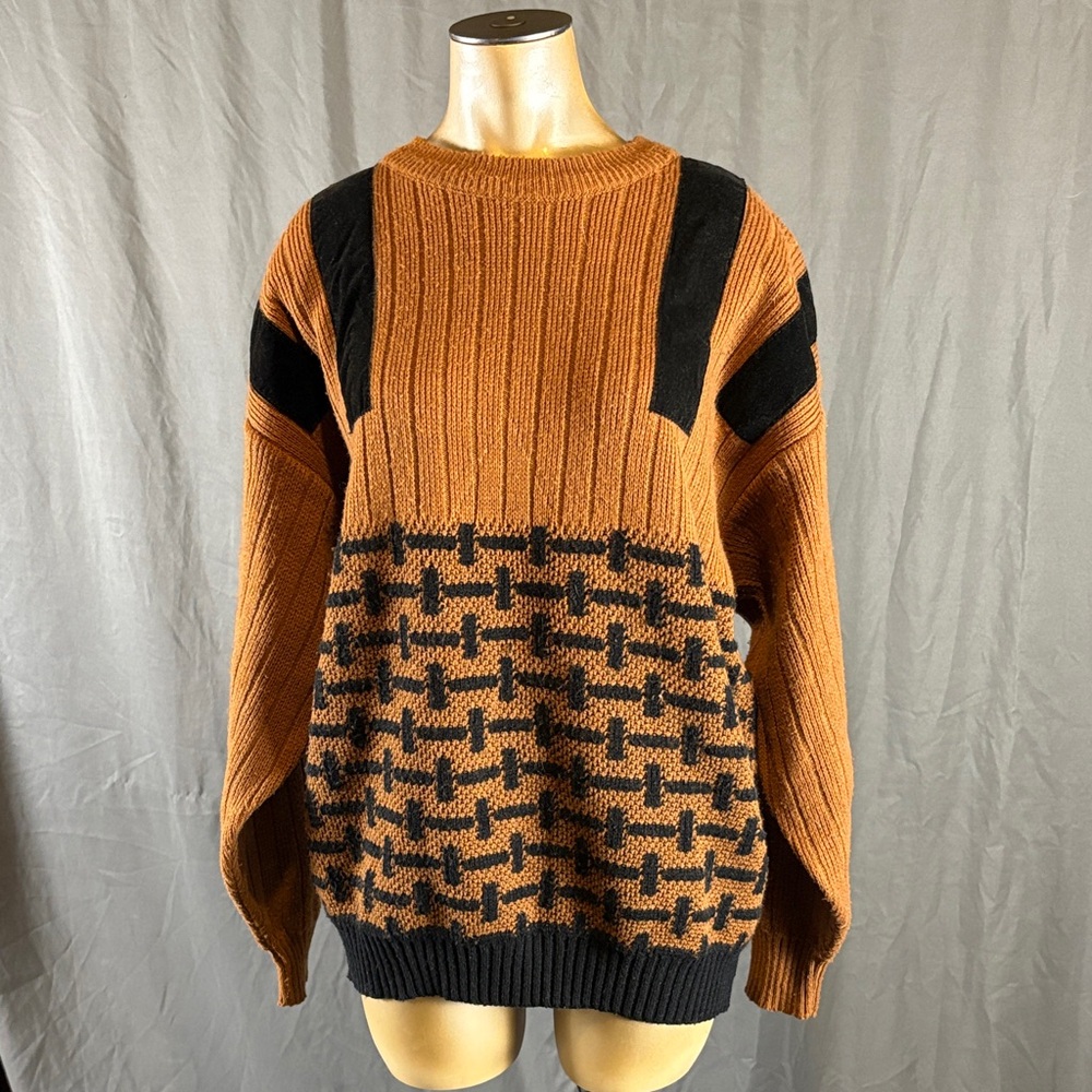 Vintage Women's Large Champs Rust and Black Geometric Knit Crewneck Sweater